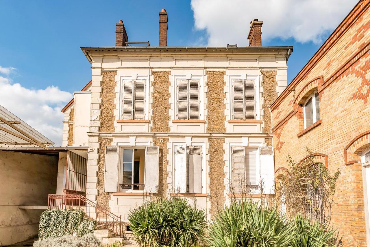 Escale Pro & Detente A 3 Min De La Gare - Parking - Wifi - Ps4 Corbeil-Essonnes Exterior photo